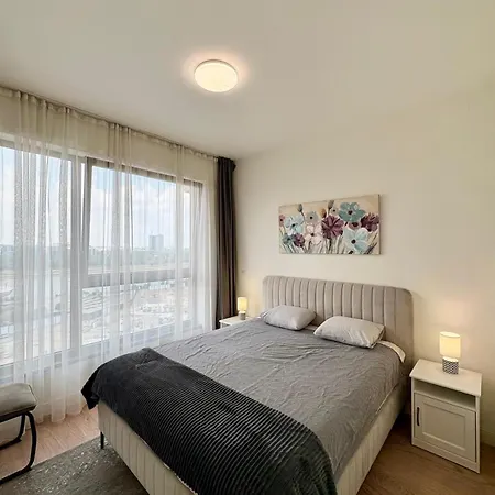 Bw Aqua Waterside Sandy Apartment Belgrade